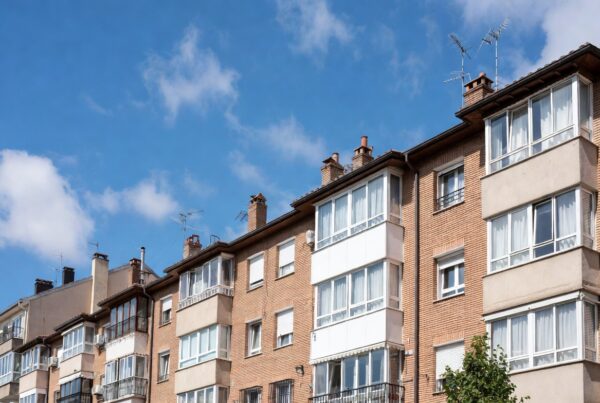 Canalones en comunidad de vecinos de Madrid