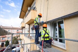 Mantenimiento de canalones en comunidad de vecinos Madrid
